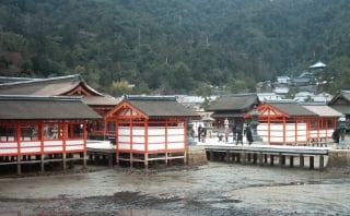 社殿正面・天神社保存修理工事