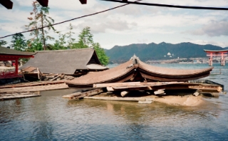 客神社祓殿