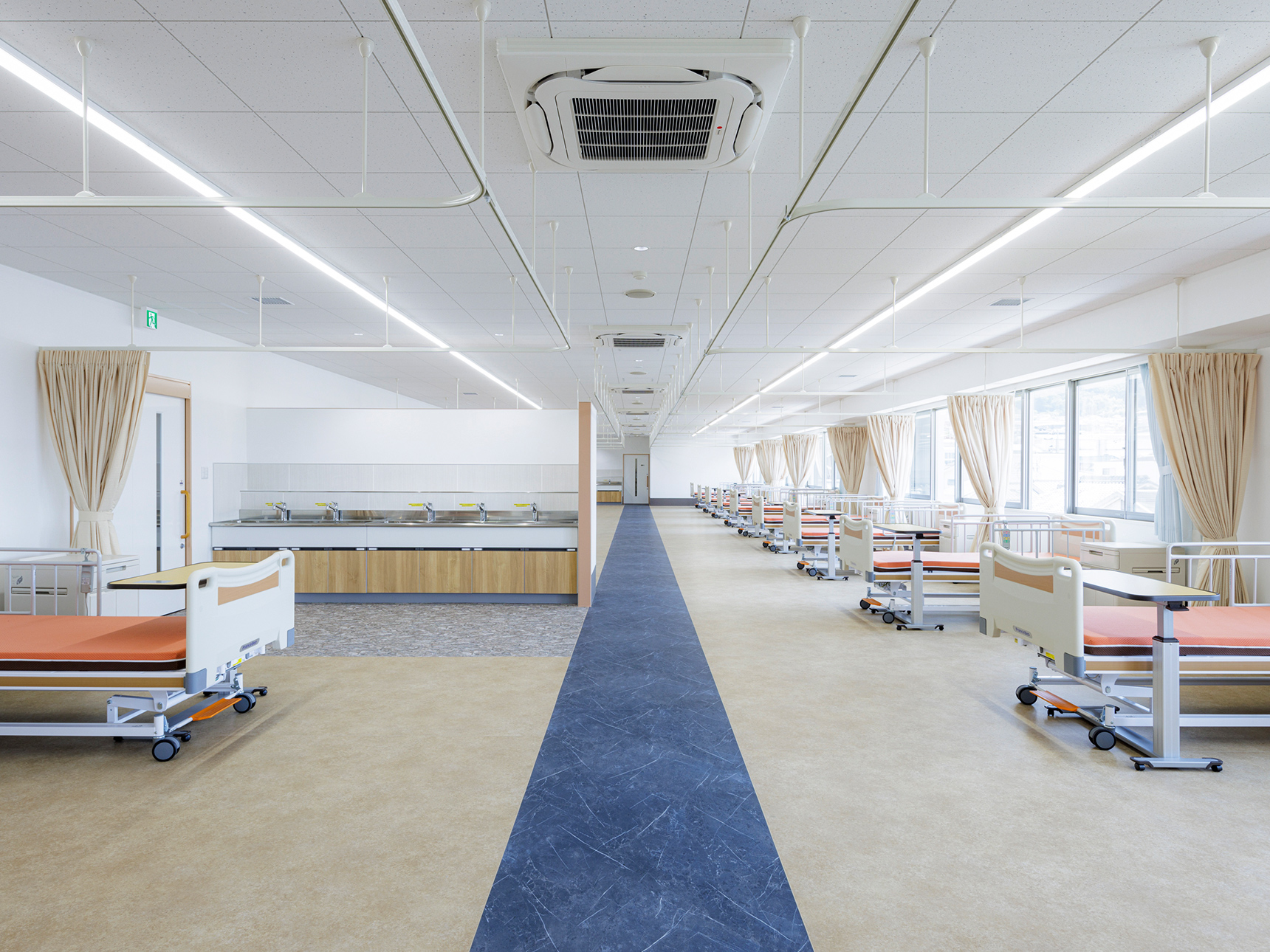 医療法人藤井会 東大阪看護学校 ｜増岡組